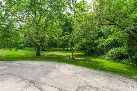 39225 Rangers Way Antioch IL 60002