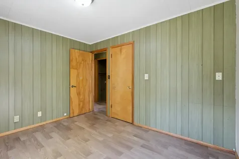 658 Pleasant Street Woodstock IL 60098