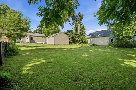 658 Pleasant Street Woodstock IL 60098