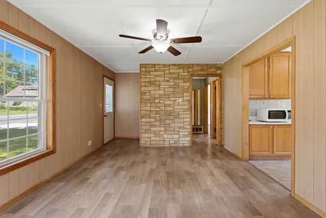 658 Pleasant Street Woodstock IL 60098