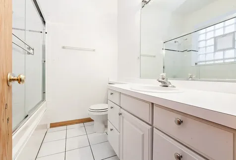 4237 North Kenmore Avenue Chicago IL 60613