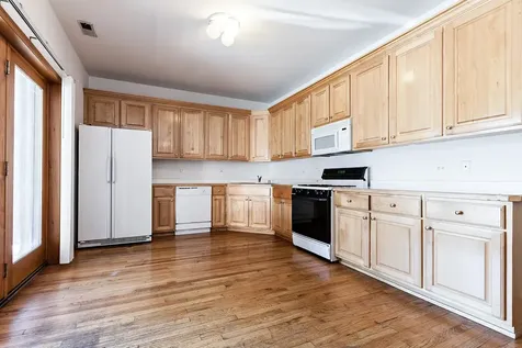 4237 North Kenmore Avenue Chicago IL 60613