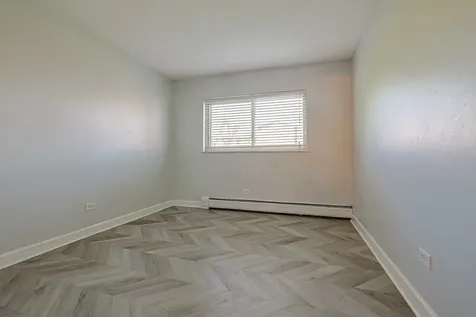 673 East Fullerton Avenue Glendale Heights IL 60139