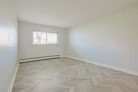 673 East Fullerton Avenue Glendale Heights IL 60139