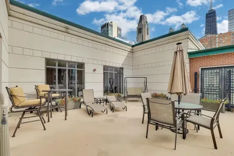 55 West Delaware Place Chicago IL 60610