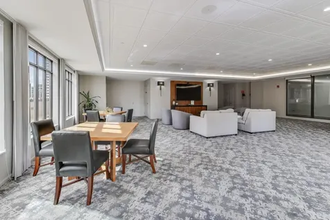 55 West Delaware Place Chicago IL 60610
