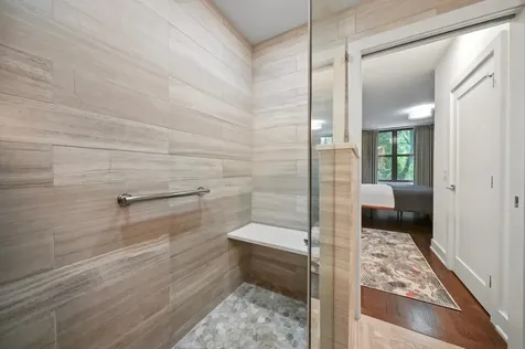 55 West Delaware Place Chicago IL 60610