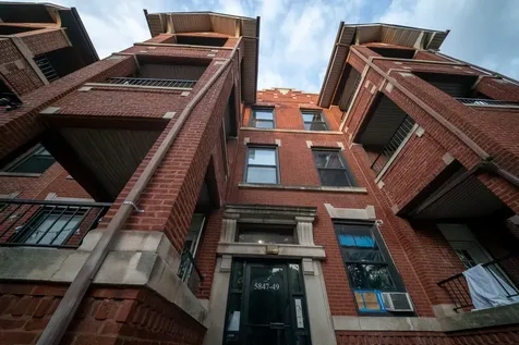 5849 South Michigan Avenue Chicago IL 60637