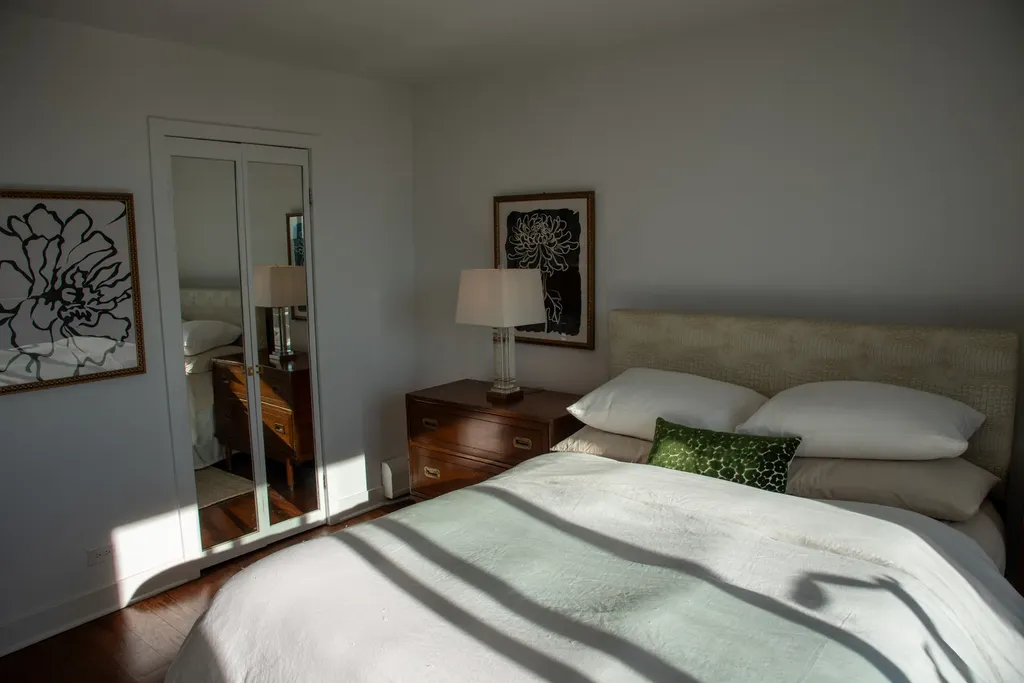 2144 North Lincoln Park W Chicago IL 60614