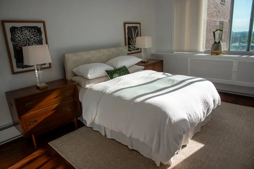 2144 North Lincoln Park W Chicago IL 60614