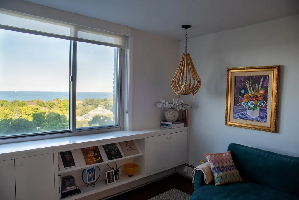 2144 North Lincoln Park W Chicago IL 60614