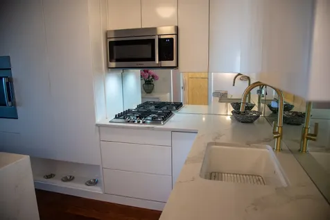 2144 North Lincoln Park W Chicago IL 60614