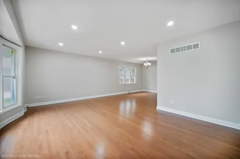 4228 Applewood Lane Matteson IL 60443
