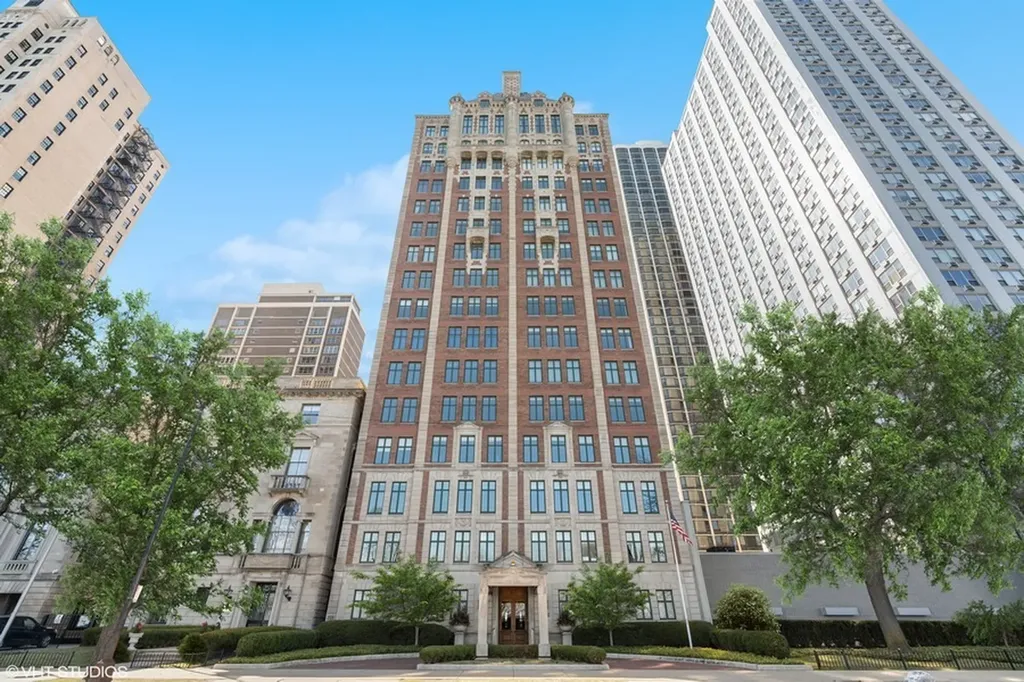 1540 North Lake Shore Drive Chicago IL 60610