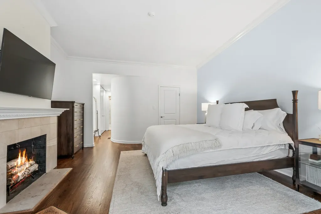 317 West Webster Avenue Chicago IL 60614