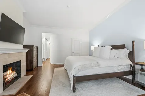 317 West Webster Avenue Chicago IL 60614