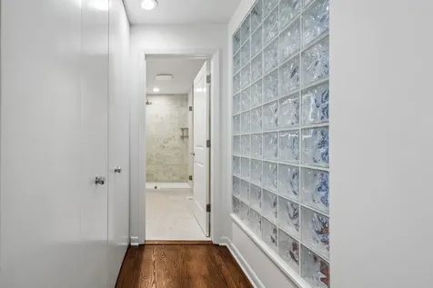 317 West Webster Avenue Chicago IL 60614