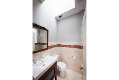 1437 North Washtenaw Avenue Chicago IL 60622