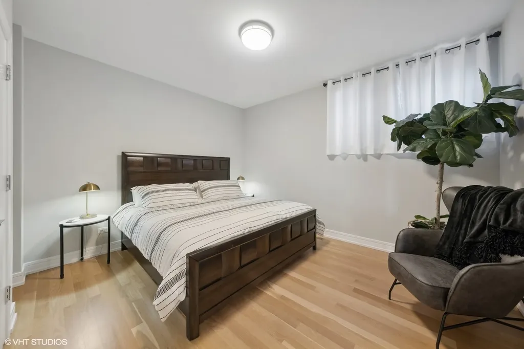 1203 West Superior Street Chicago IL 60642
