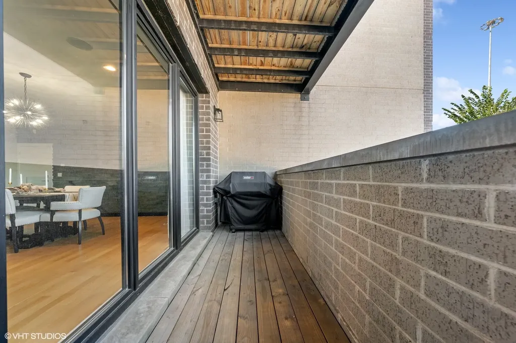 1203 West Superior Street Chicago IL 60642