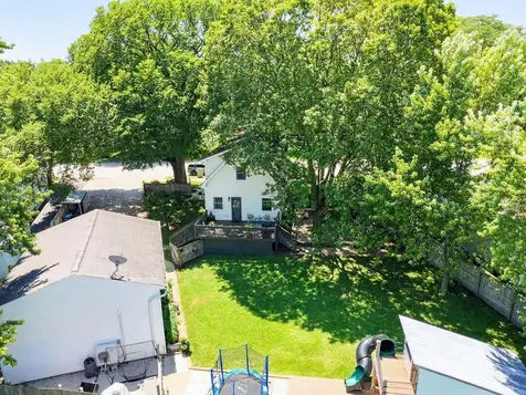 1212 Dean Street St. Charles IL 60174