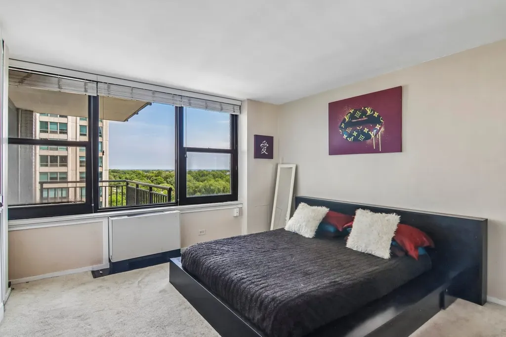 3440 North Lake Shore Drive Chicago IL 60657