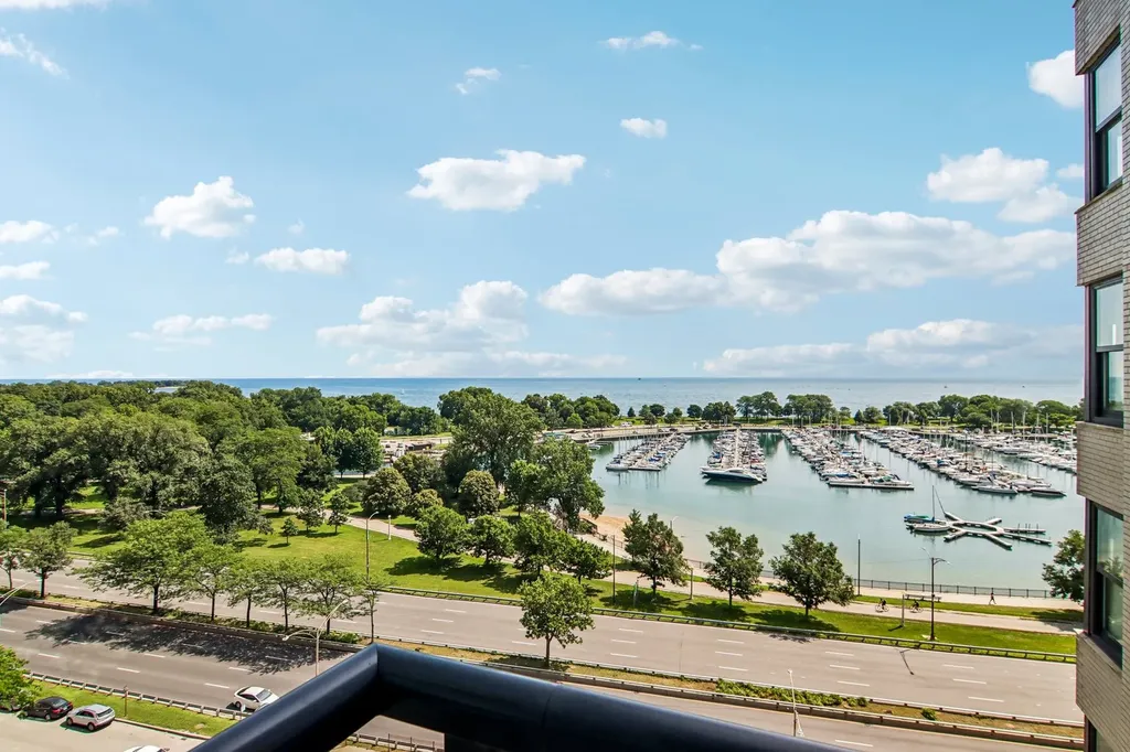 3440 North Lake Shore Drive Chicago IL 60657