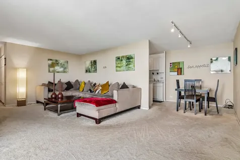 3440 North Lake Shore Drive Chicago IL 60657