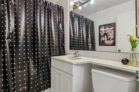 3440 North Lake Shore Drive Chicago IL 60657
