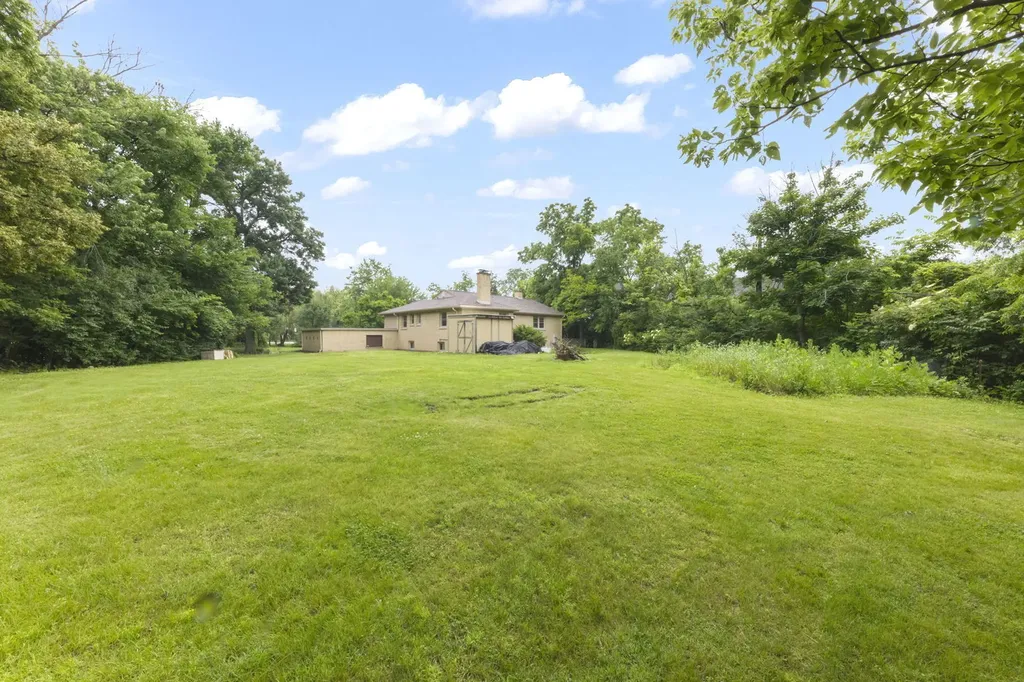 828 East 14th Street Lombard IL 60148