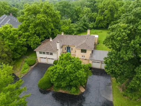 828 East 14th Street Lombard IL 60148
