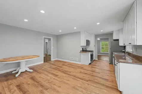 1704 South Highland Avenue Arlington Heights IL 60005