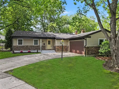 1704 South Highland Avenue Arlington Heights IL 60005