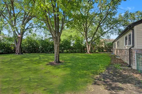 1704 South Highland Avenue Arlington Heights IL 60005