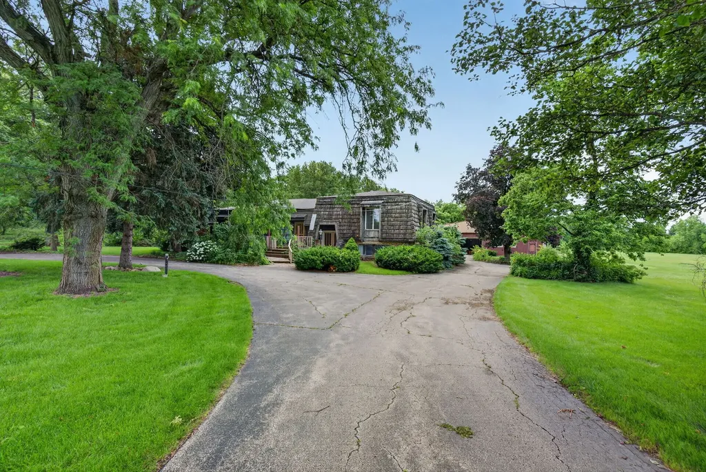 14047 West Maple Road Mokena IL 60448