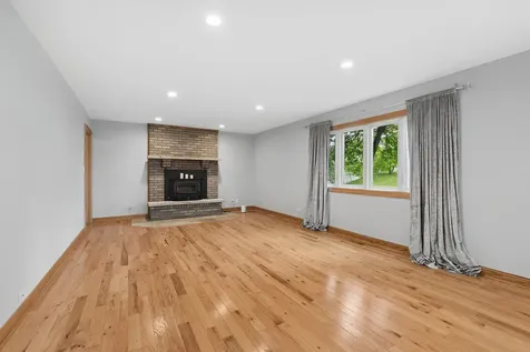 8850 West 98th Place Palos Hills IL 60465