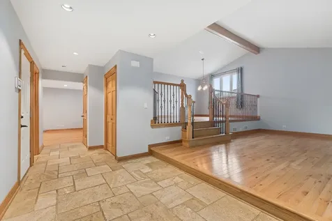 8850 West 98th Place Palos Hills IL 60465