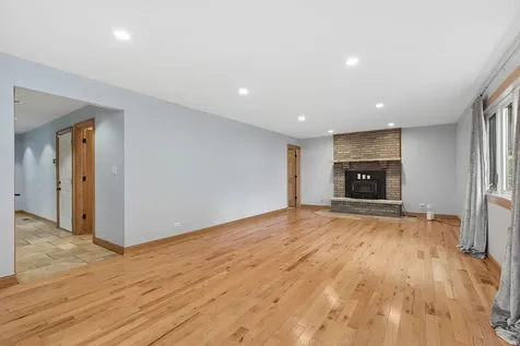 8850 West 98th Place Palos Hills IL 60465