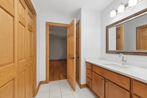 8850 West 98th Place Palos Hills IL 60465