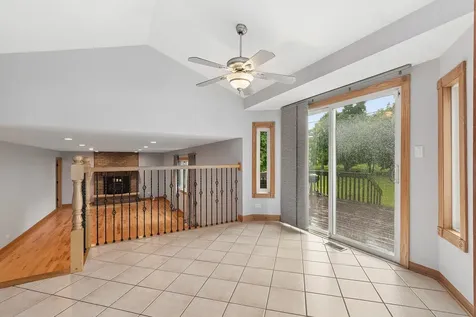 8850 West 98th Place Palos Hills IL 60465