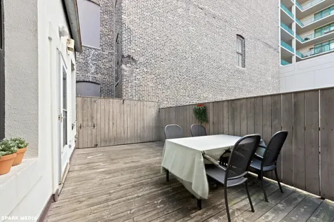 353 West Chicago Avenue Chicago IL 60654