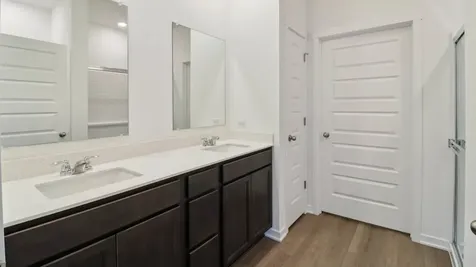 1139 Wood Lily Lane Bartlett IL 60103