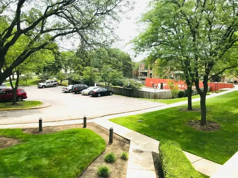 1931 Prairie Square Schaumburg IL 60173