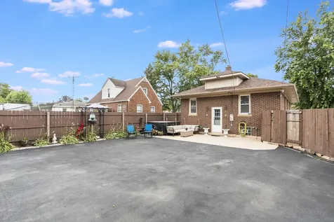 1518 Hosmer Street Joliet IL 60435