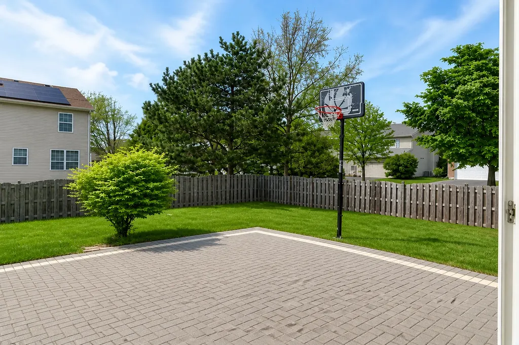 731 Sapphire Drive Bolingbrook IL 60490