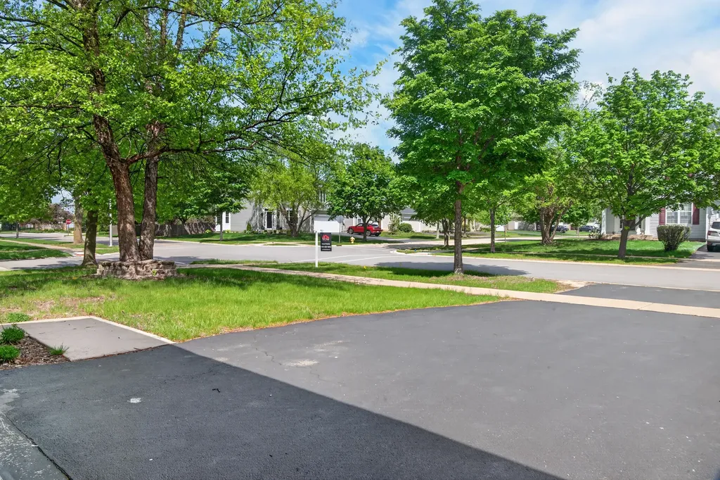 731 Sapphire Drive Bolingbrook IL 60490