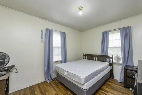 1819 Seymour Avenue North Chicago IL 60064