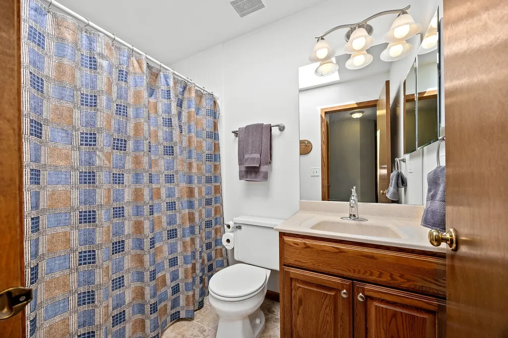 4600 Roslyn Road Downers Grove IL 60515