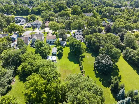 4600 Roslyn Road Downers Grove IL 60515