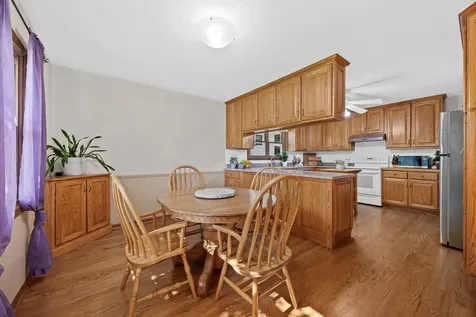 4600 Roslyn Road Downers Grove IL 60515